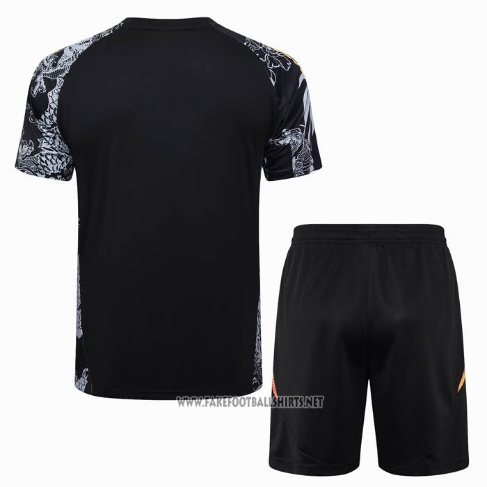Tracksuit
 Real Madrid Dragon Short Sleeve
 2024-2025 Black
 - Shorts
